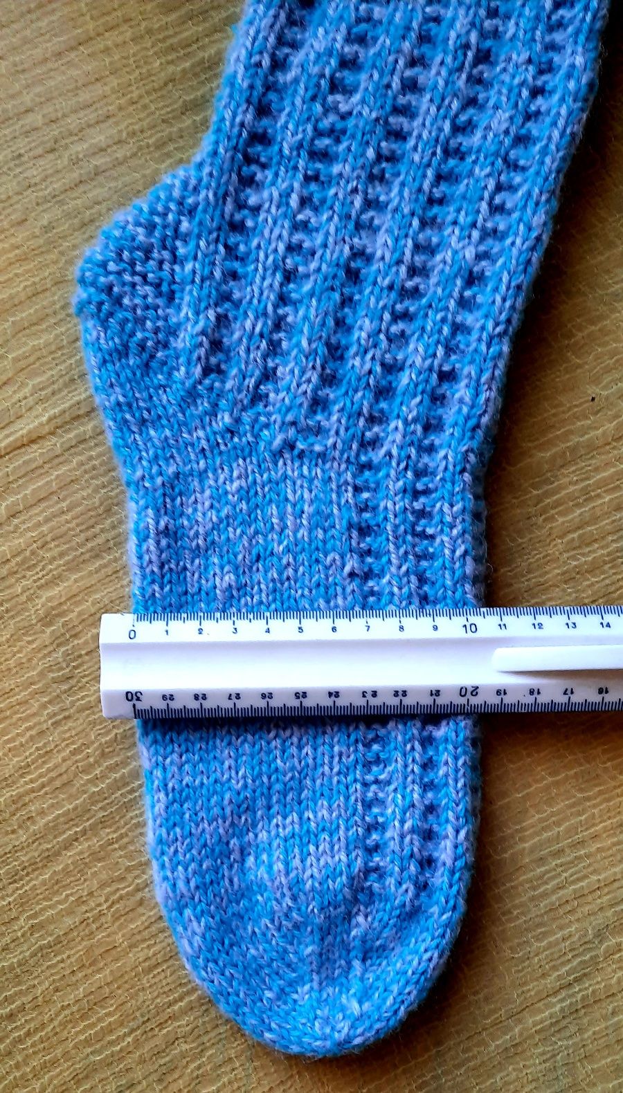 Теплі шкарпеточки ручної роботи