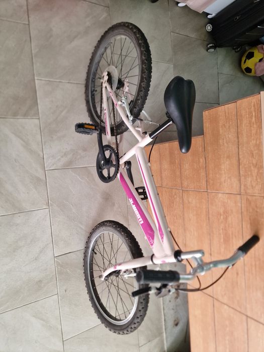 Bicicleta menina usada