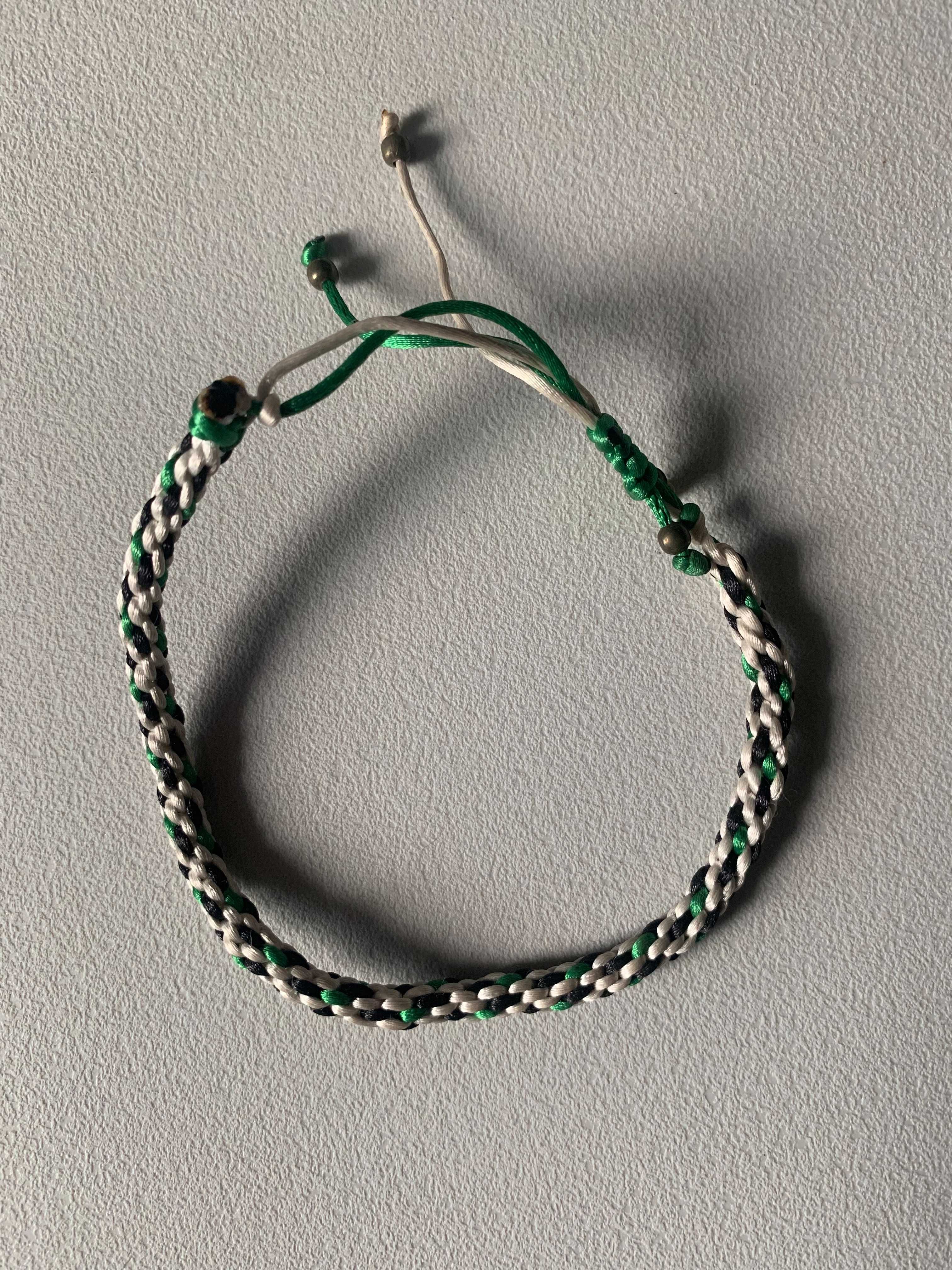 Pulseira Entrançada