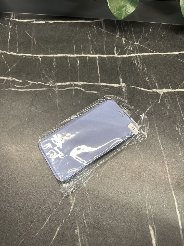 Skórzane etui z klapką na karty bankomatowe i MagSafe iPhone 14
