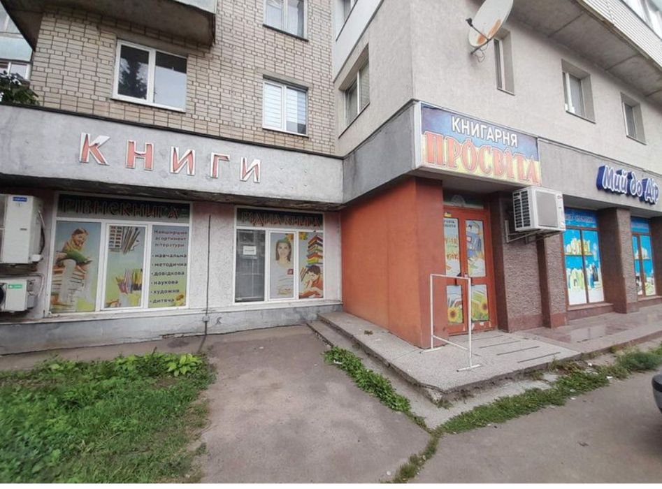 Оренда приміщення 97.7 кв.м, Центр, 12 школа, Київська 17