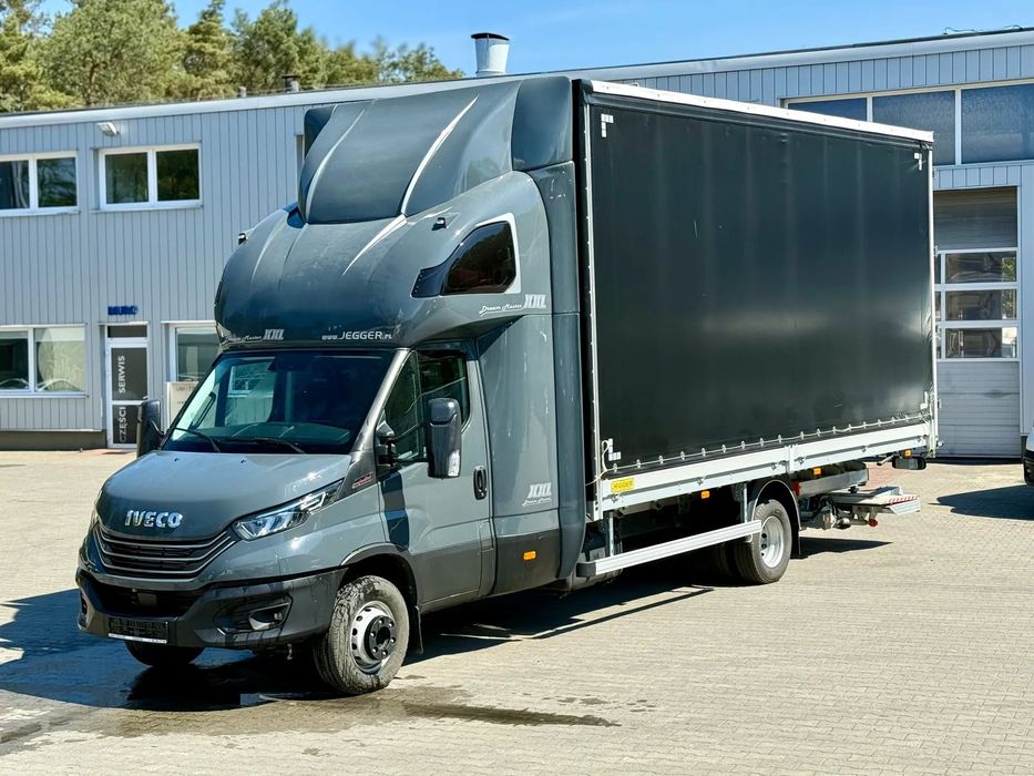 Iveco Daily  IVECO DAILY automat 70C18A8 AIR PRO 15 palet + winda Slider OD RĘKI