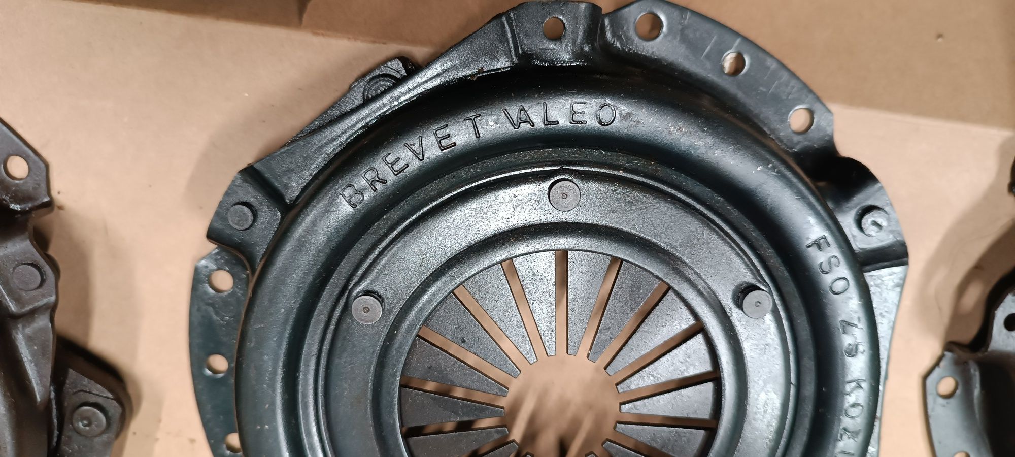 Fiat 126p docisk sprzęgła oryginalny Kożuchów Valeo na pierwszy monta
