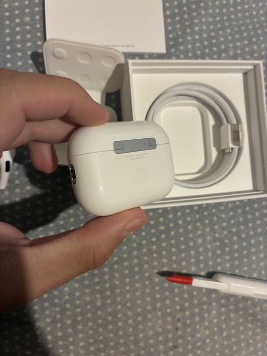 airpods pro 2 • 1 mes de uso • fatura e garantia