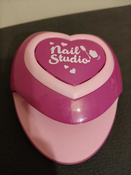 Nail Studio suszarka do paznokci stylizacja
