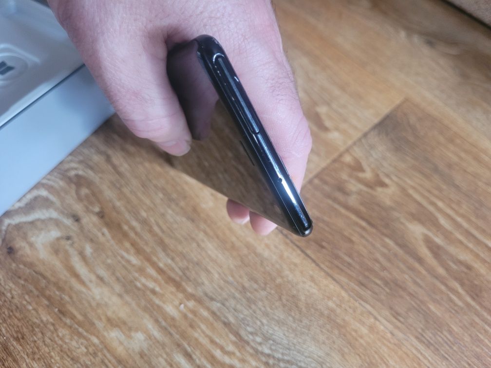 Sony Xperia XZ3  4/64 gb