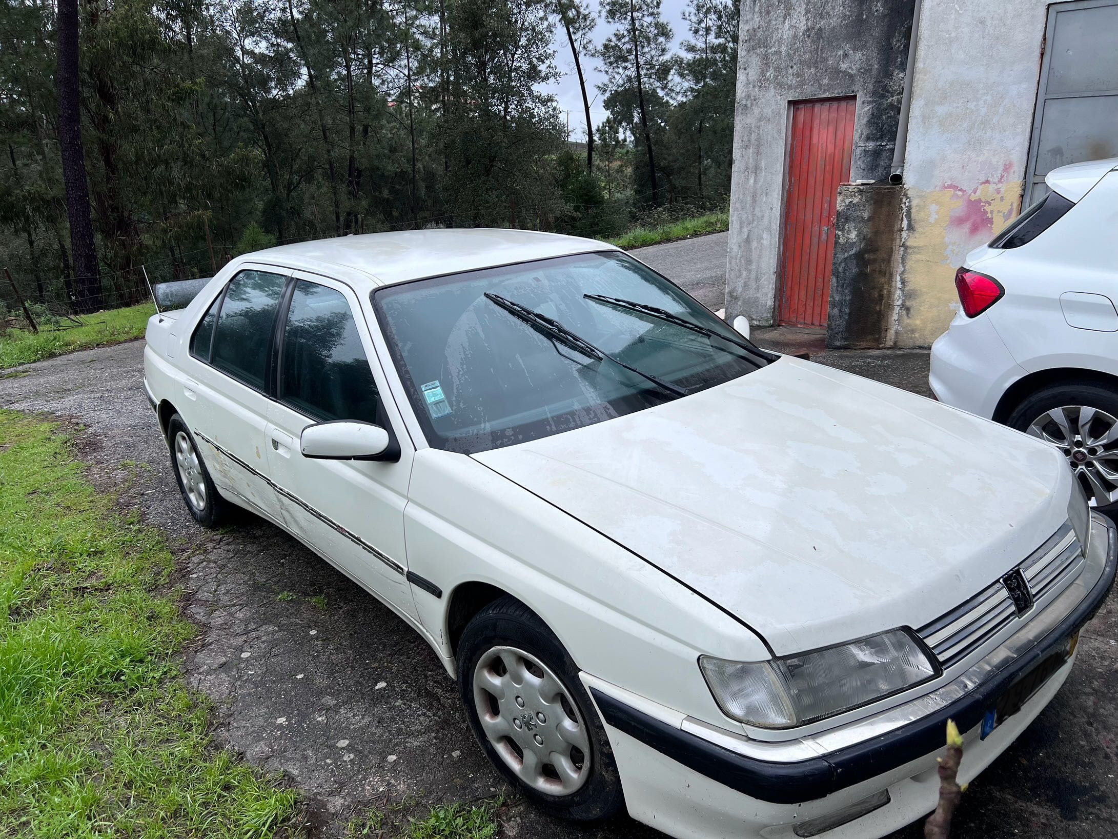 Peugeot 605 2.1 SRDT mais peças