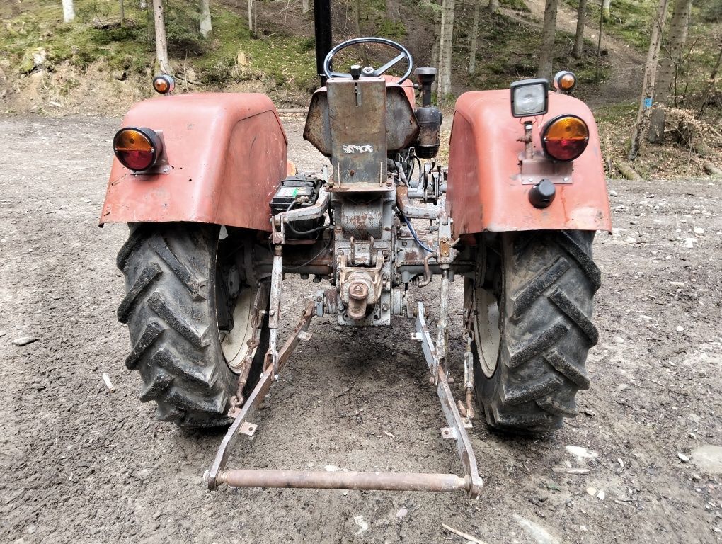 Sprzedam ursus c 330 c335