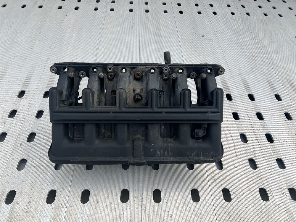 Kolektor ssacy m54b25 m54b22  bmw e46 e60 e39 x3 x5 x83 e53 z4 e85