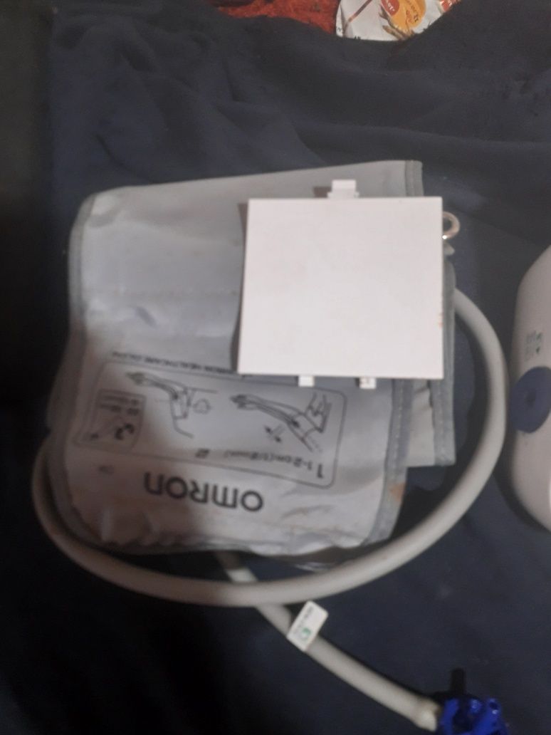 Продам тонометр omron m2 basic