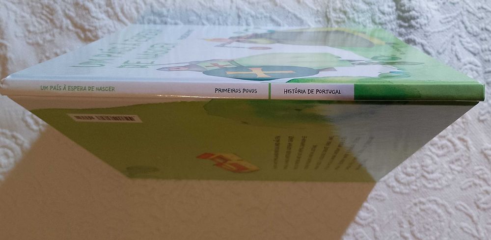 Um país à espera de nascer - primeiros povos, Paula Cardoso Almeida