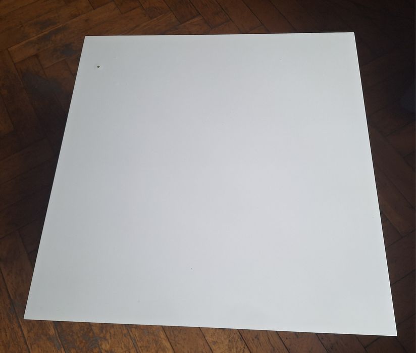 Stolik kawowy na kółkach biały kwadratowy 55x55 ikea
