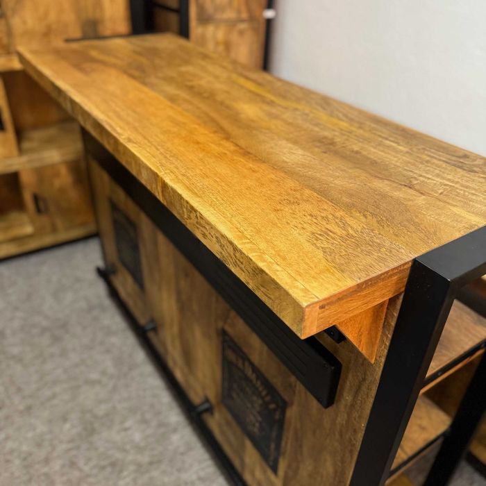 Bar Barek Jack Daniels wyjątkowy seria Britt tylko w MangoMeble