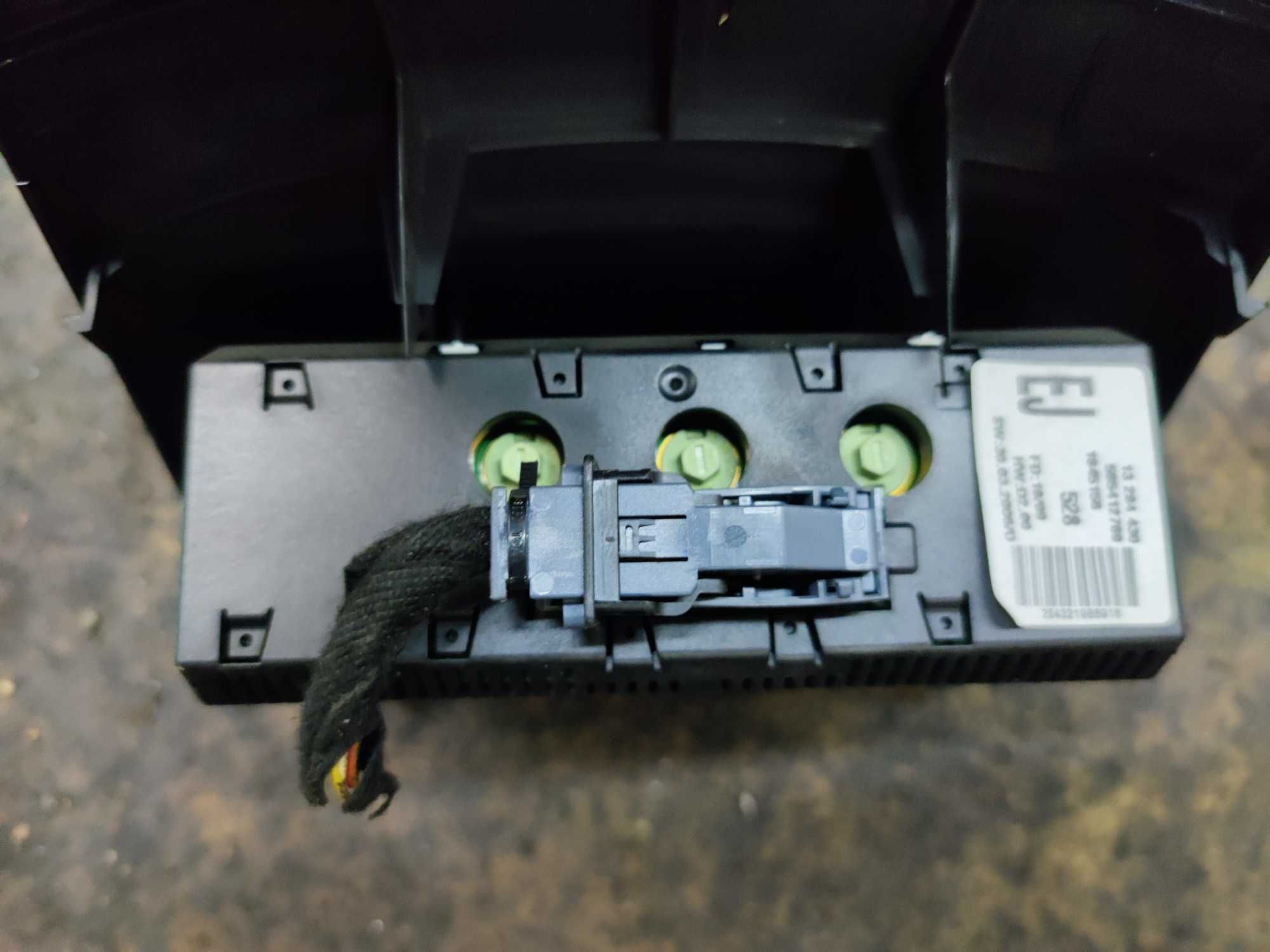 Opel Corsa D Panel Wyświetlacz Zegarek Obudowa