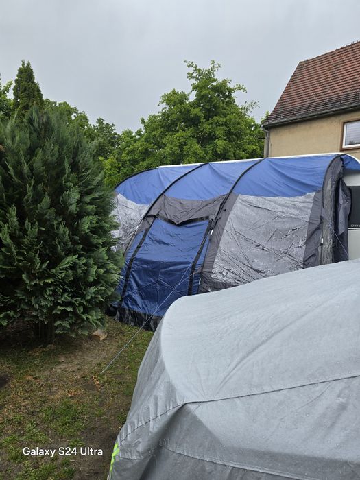 Przedsionek do przyczepy kempingowej 390 w cenie wysyłka.