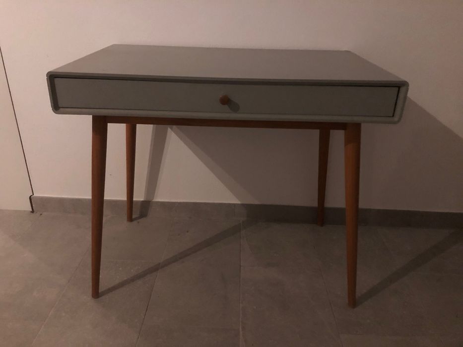 Secretária  com 1 gaveta 90x53