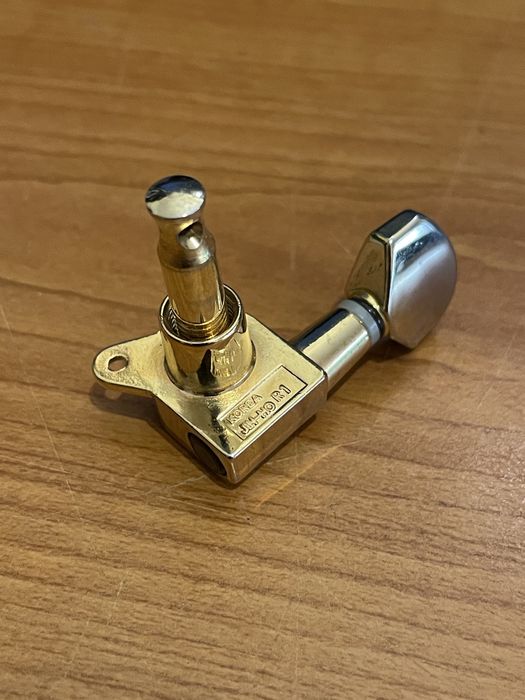 Carrilhões Jackson dourados (6 em linha)