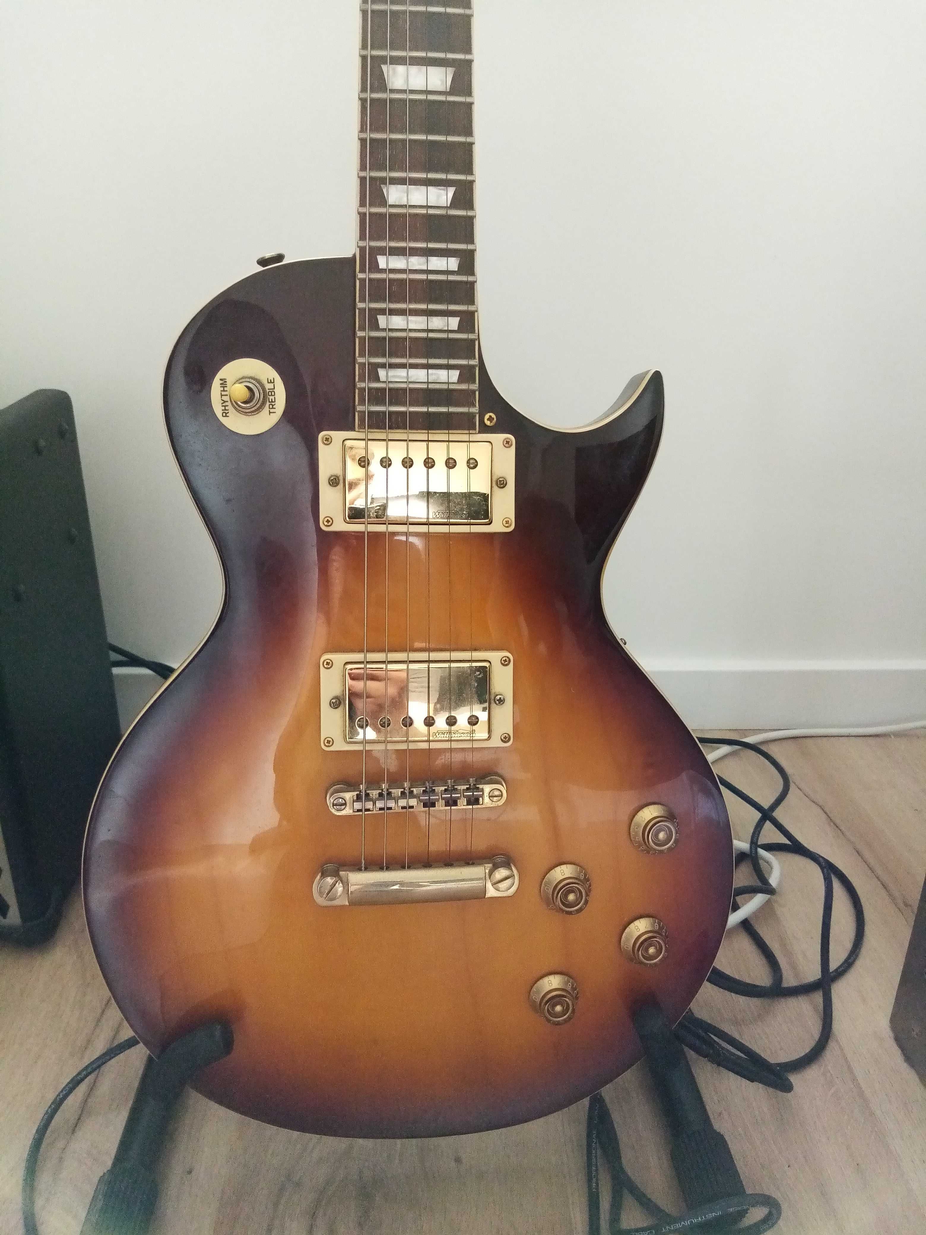 Guitarra Vintage V100 Tobacco Sunburst + Amp Vox Valvetronix V15