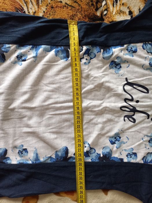 Кофта с длинным рукавом и утягивающией талией