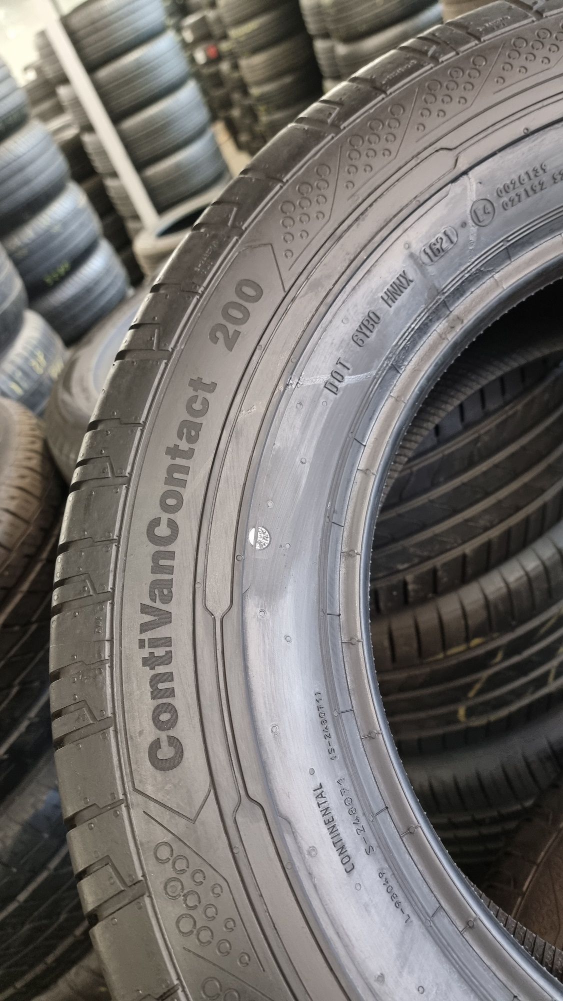 Шини літні 235х65хR16c Continental VanContact 200 / 4 ШТ 95-99% Прот