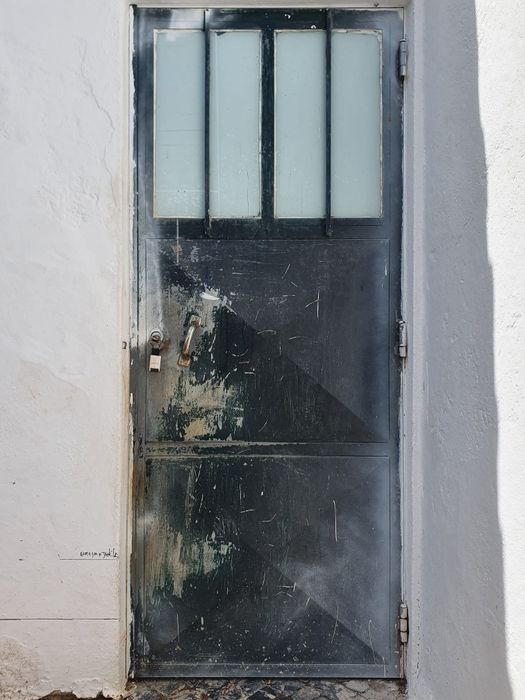 Porta em Ferro com Vidro 178cm x 74cm
