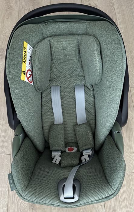 Продаю дитяче автокрісло CYBEX Platinum Cloud T i-Size