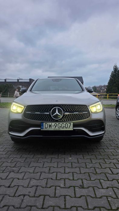 Sprzedam zadbanego mercedesa duży przebieg .Serwisowany w ASO.Piękny