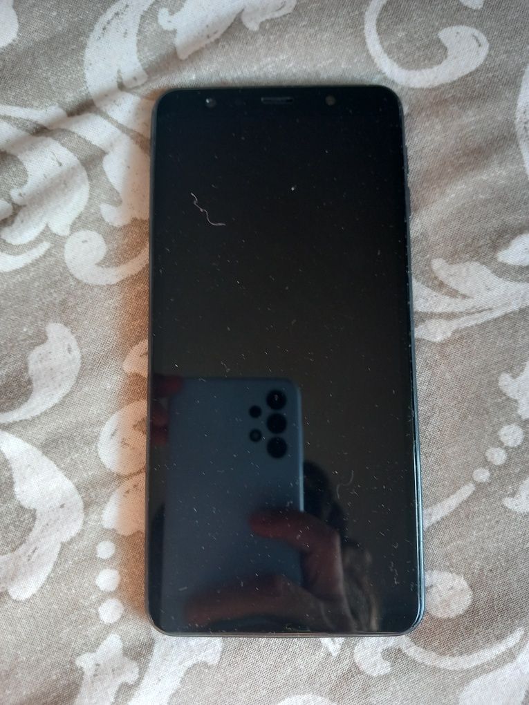 Telemóvel Samsung Galaxy A7 2018