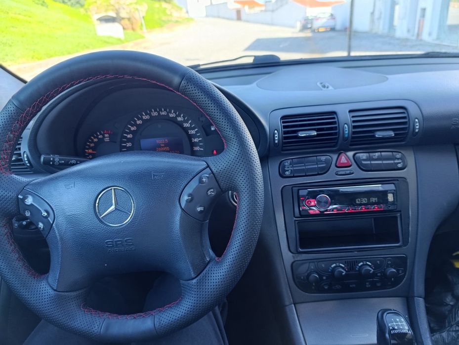 Mercedes-benz c220