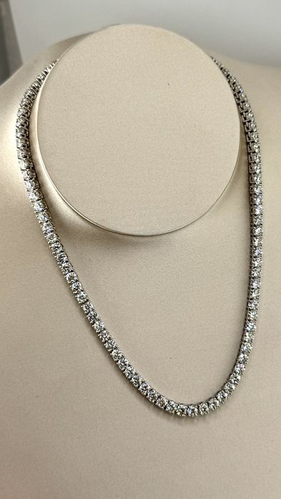 Бриллиантовое колье