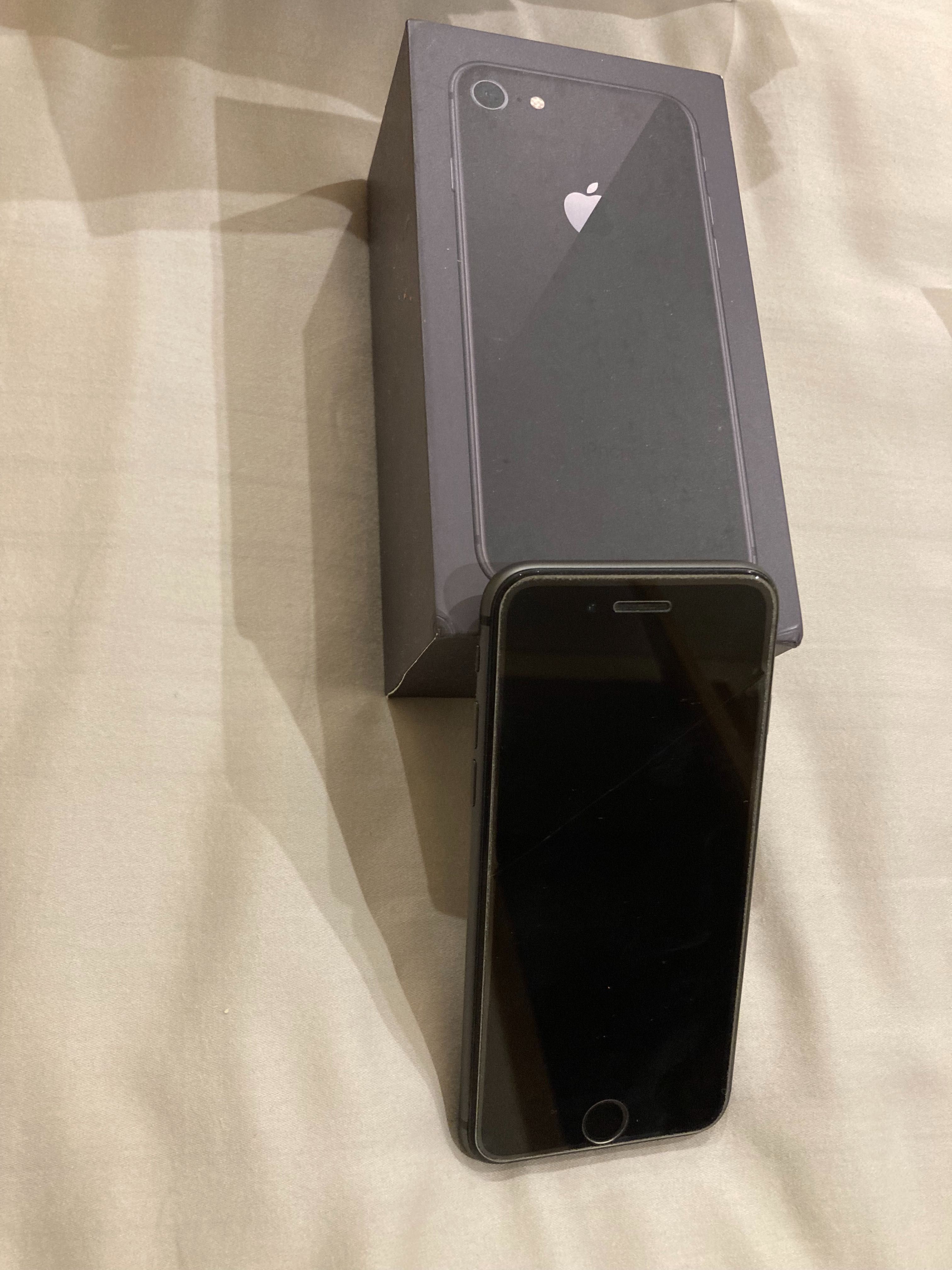 IPhone 8 64GB Space Grey - Desbloqueado