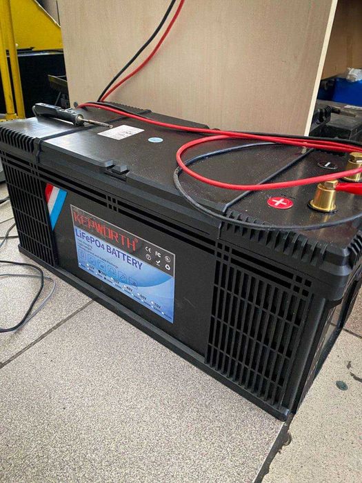 Ремонт LiFePO4 акумуляторів для гібридних інверторів