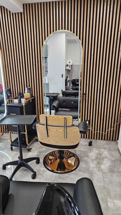 Podnajmę stanowisko fryzjerskie