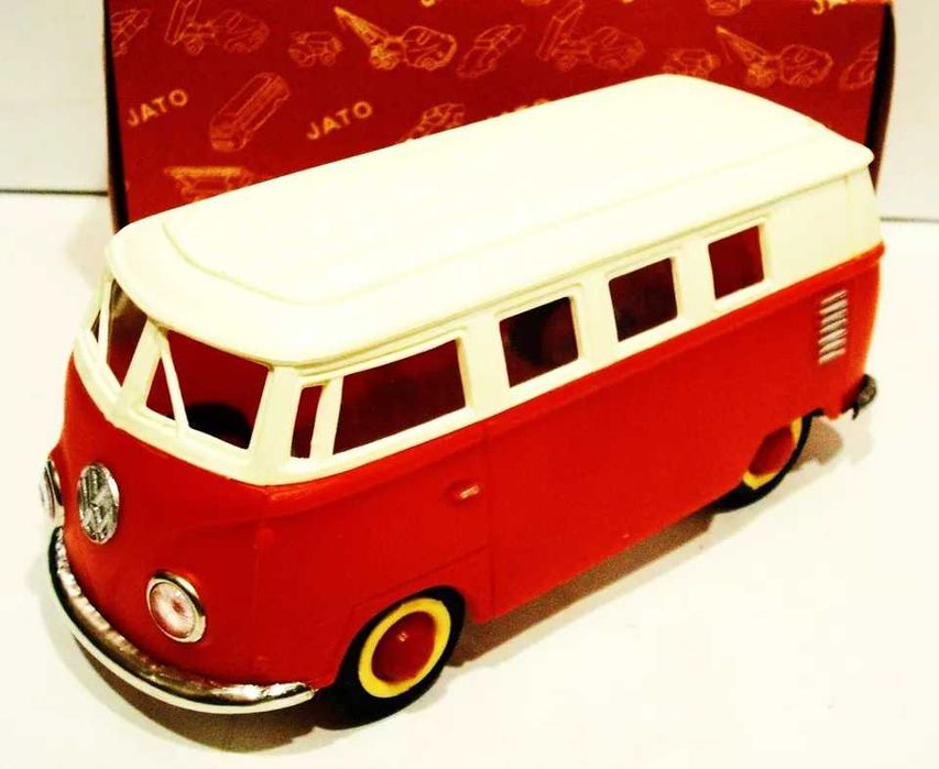 Carrinha Kombi - pão de forma -  Volkswagen da JATO - ORIGINAL