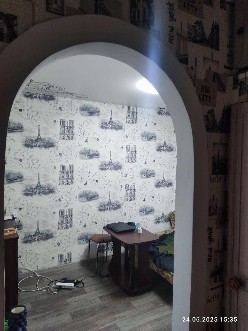 Продаю однокімнатну центрі!