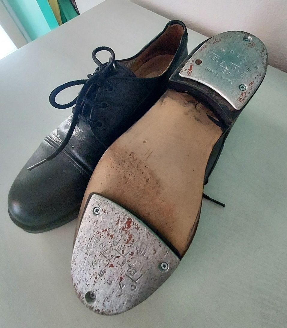 Sapatos de sapateado cor preta tamanho 36