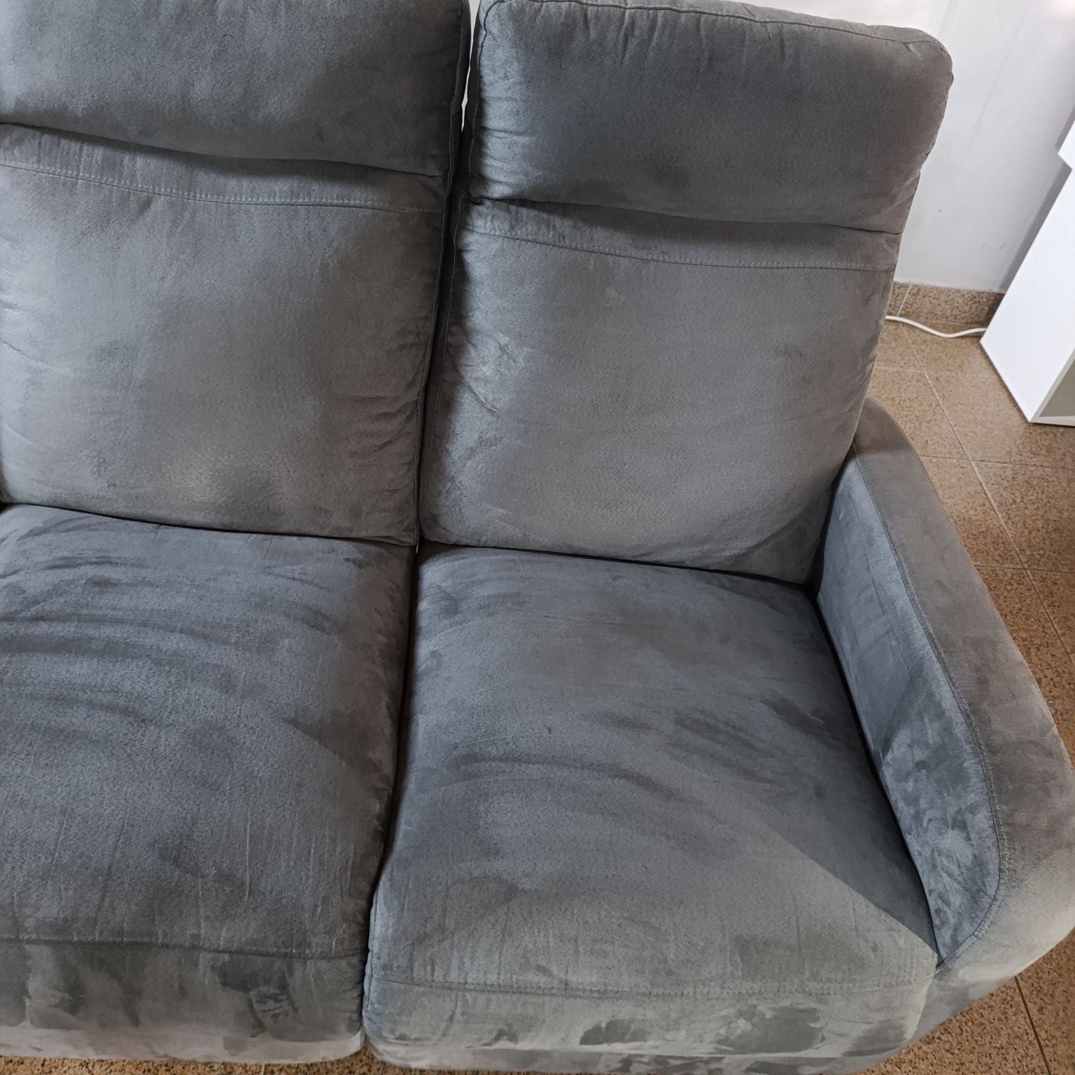 Sofá 3 Lugares Reclinável Streightex – Conforto Máximo!
