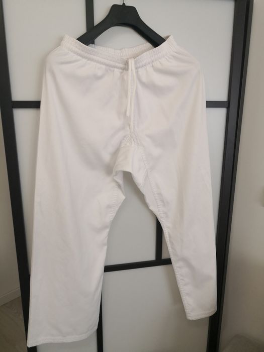 Fato de karaté [quimono]