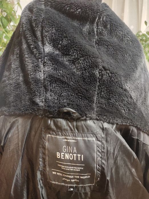 Gina Benotti długi płaszcz pikowany z kapturem