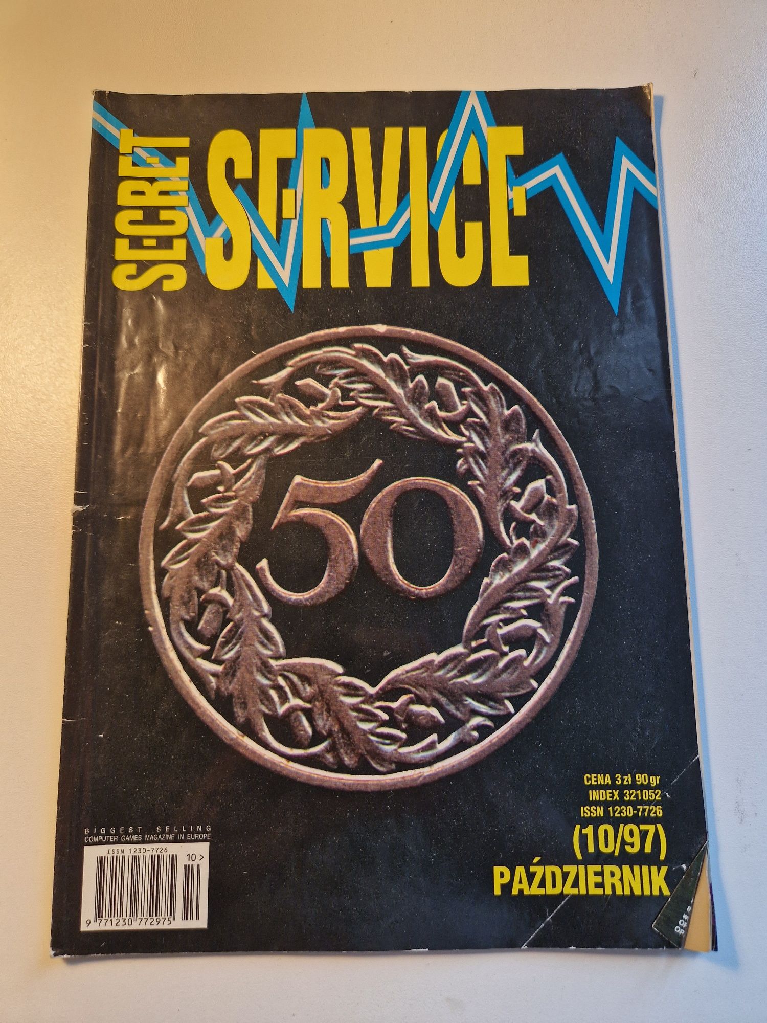 Kompendium wiedzy Secret Service + numer 50 + komiks Mortal Kombat