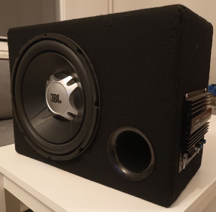 Subwoofer samochodowy aktywny JBL 1100W