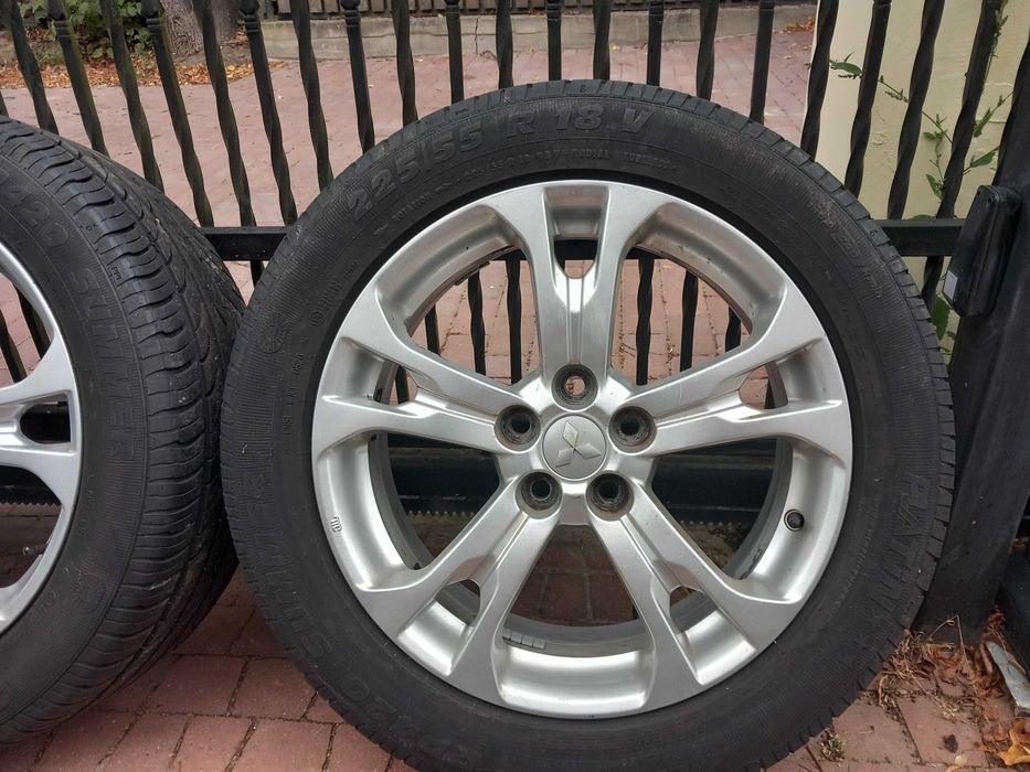 Felgi aluminiowe Mitsubishi Outlander III R18, opony Platin koło zapas