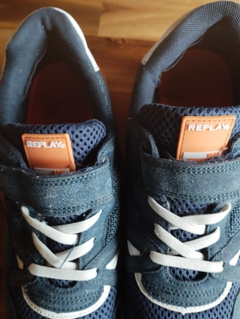 Buty sportowe chłopięce, rozmiar 38