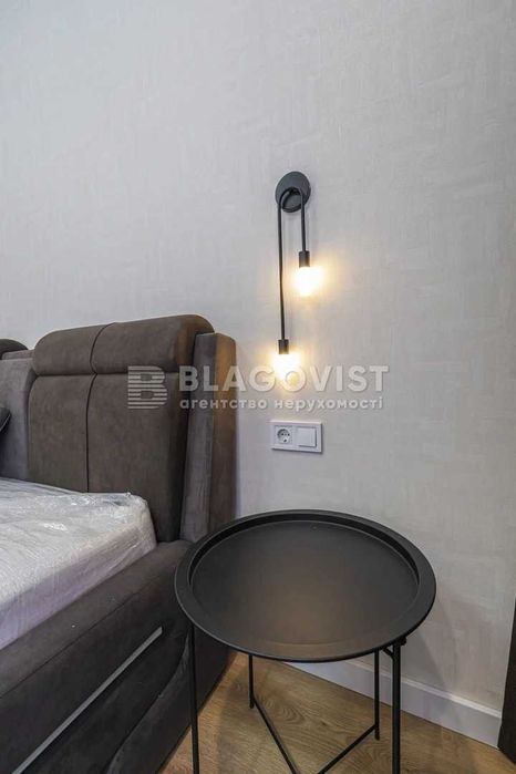 2к кв. 66м2. Новобудова. Метро. Ремонт.