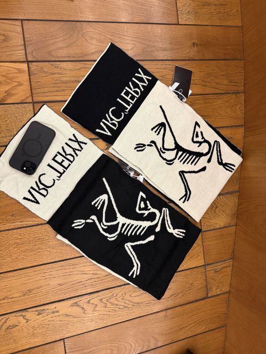 Шарф Arcteryx black/white