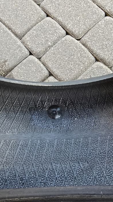 Opony zimowe 215/ 50 /17 Goodyear