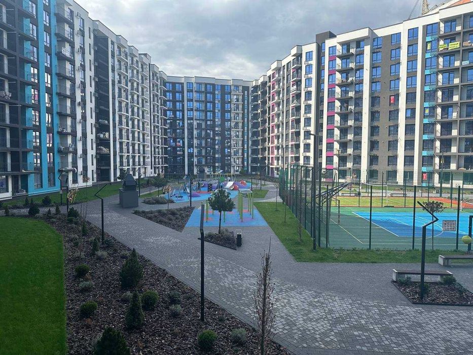 Продаю чудову квартиру в центрі міста готову під ремонт