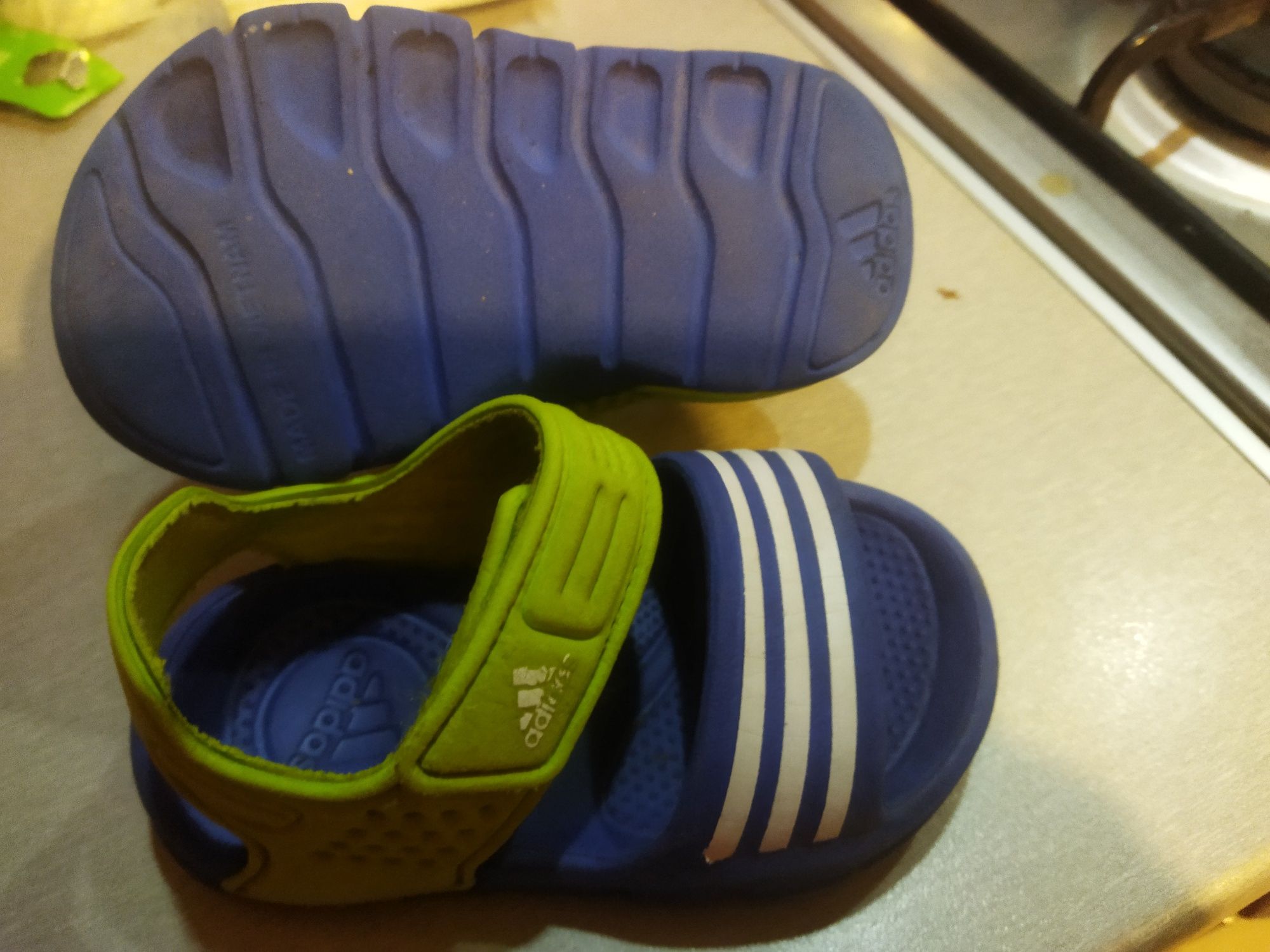 Sandały adidas dziecięce 20