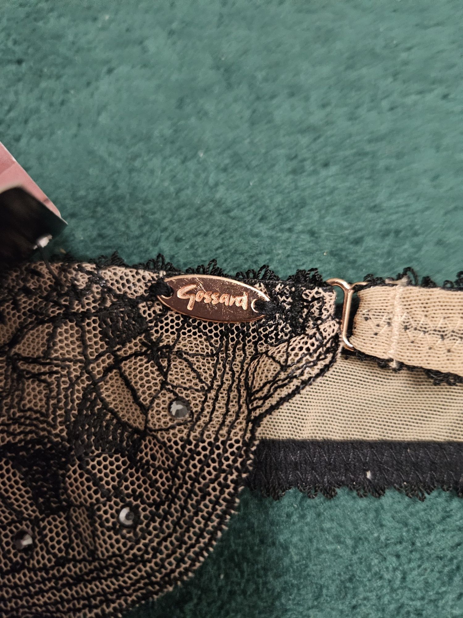 Stringi Gossard r.42/44