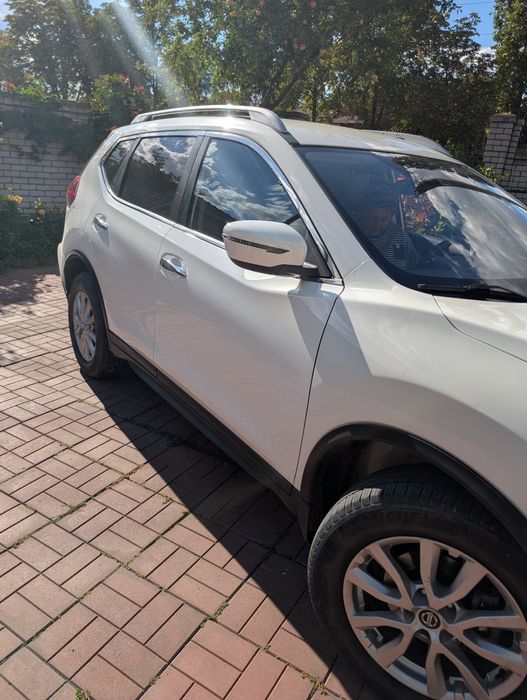 Продам Nissan rogue AWD.